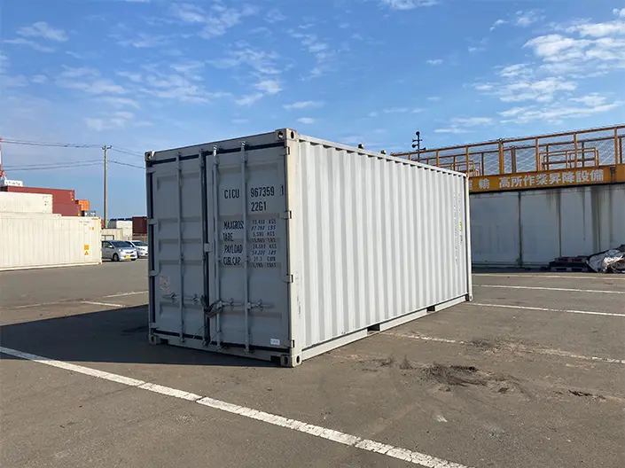 入荷連絡】コンテナ販売・レンタル事業 20FT断熱材入り中古